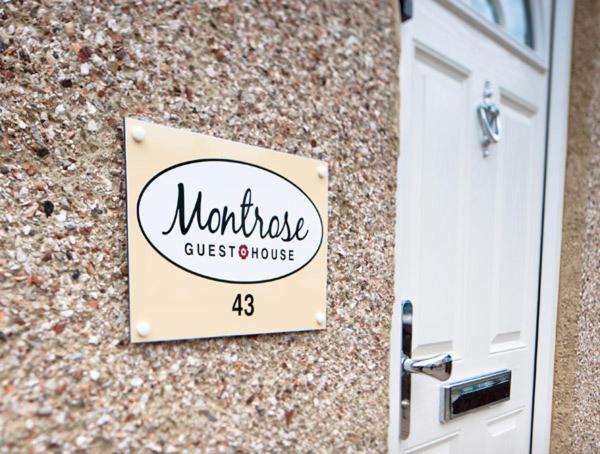 Montrose Guest House Ромфорд Екстериор снимка